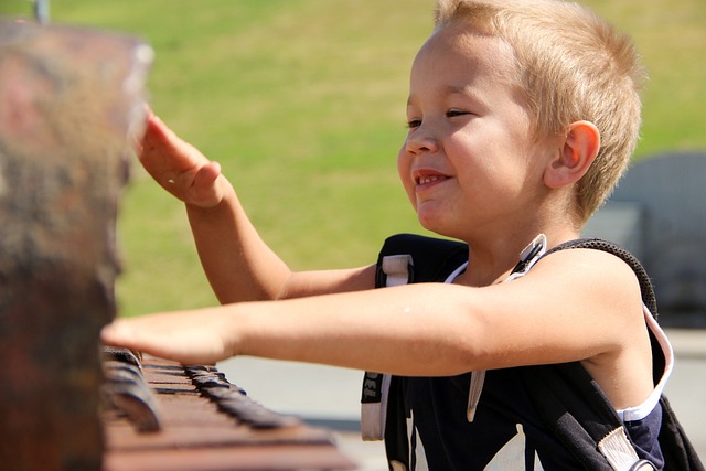 happy-boy-1535860_640