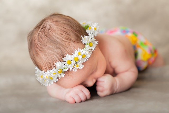 newborn-baby-4248547_640