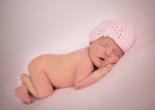 newborn-3540492_640