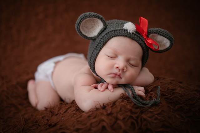 newborn-5036855_640